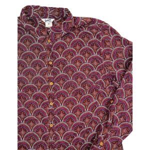 Duluth Trading Womens Medium Burgundy Geometric Hemp Long Sleeve Button Up Shirt